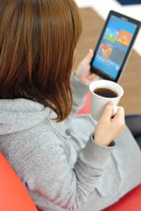 SNS活用していますか? 3 携帯