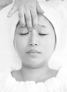 「ひと手間」が差別化のポイント! 失われたフェイシャル手技研究 31 salonwork facial2017 hirachi11