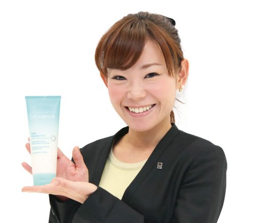 Exuviance(エクスビアンス)が配合するAHAの「3カ月効果」とは? 10 salontool ritsubi exuviance 02