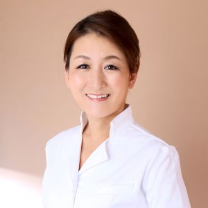 谷間や補正じゃない。手技でボリュームUPが主流!最新バストコース 32 salonwork bubunmaking bust 01