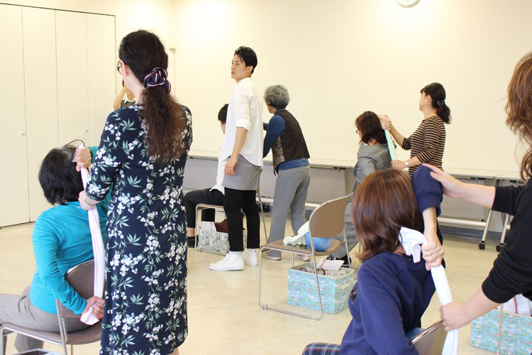”姿整美”考案 男性エステティシャンの大澤隼人さんが日本橋三越でイベントを開催! 18 column news 20181108 osawa 05