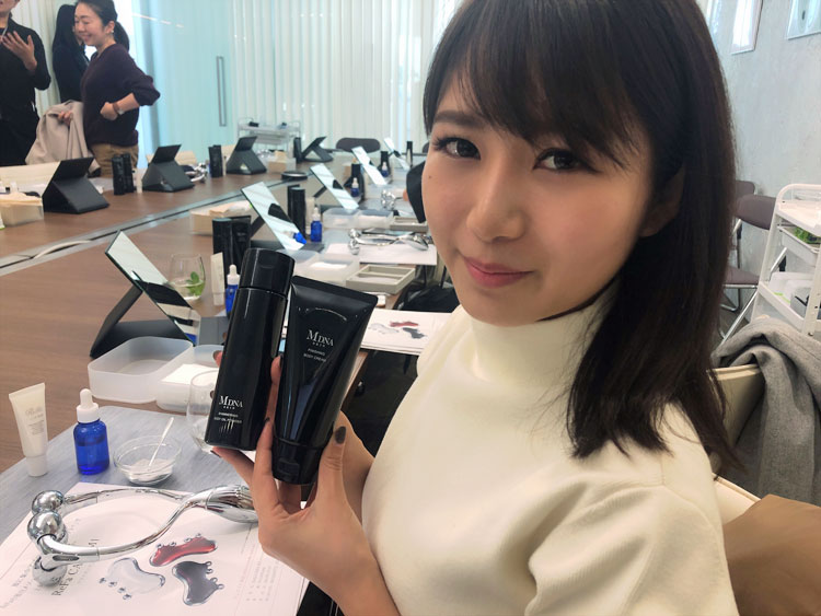 ReFa ダブルレイは左右対称つまみ流しが可能に!エステティシャン顔負けのMTG新商品 24 column news 20190417 mtg 7314