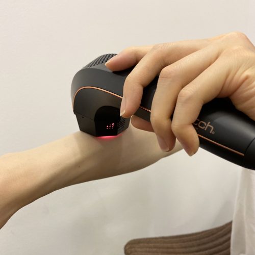 【男子編集部員が試しまくる!】エスセレ金賞受賞のLED美容機器の実力を体験! 6 IMG 3741